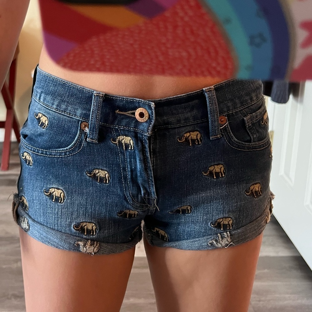 Elephant Lucky Brand Shorts